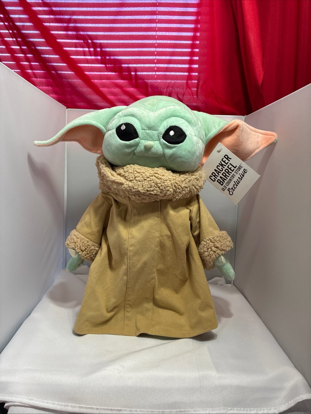 Cracker Barrel 20β Green Baby Yoda - Mandalorian Grogu Plush with Tan Coat